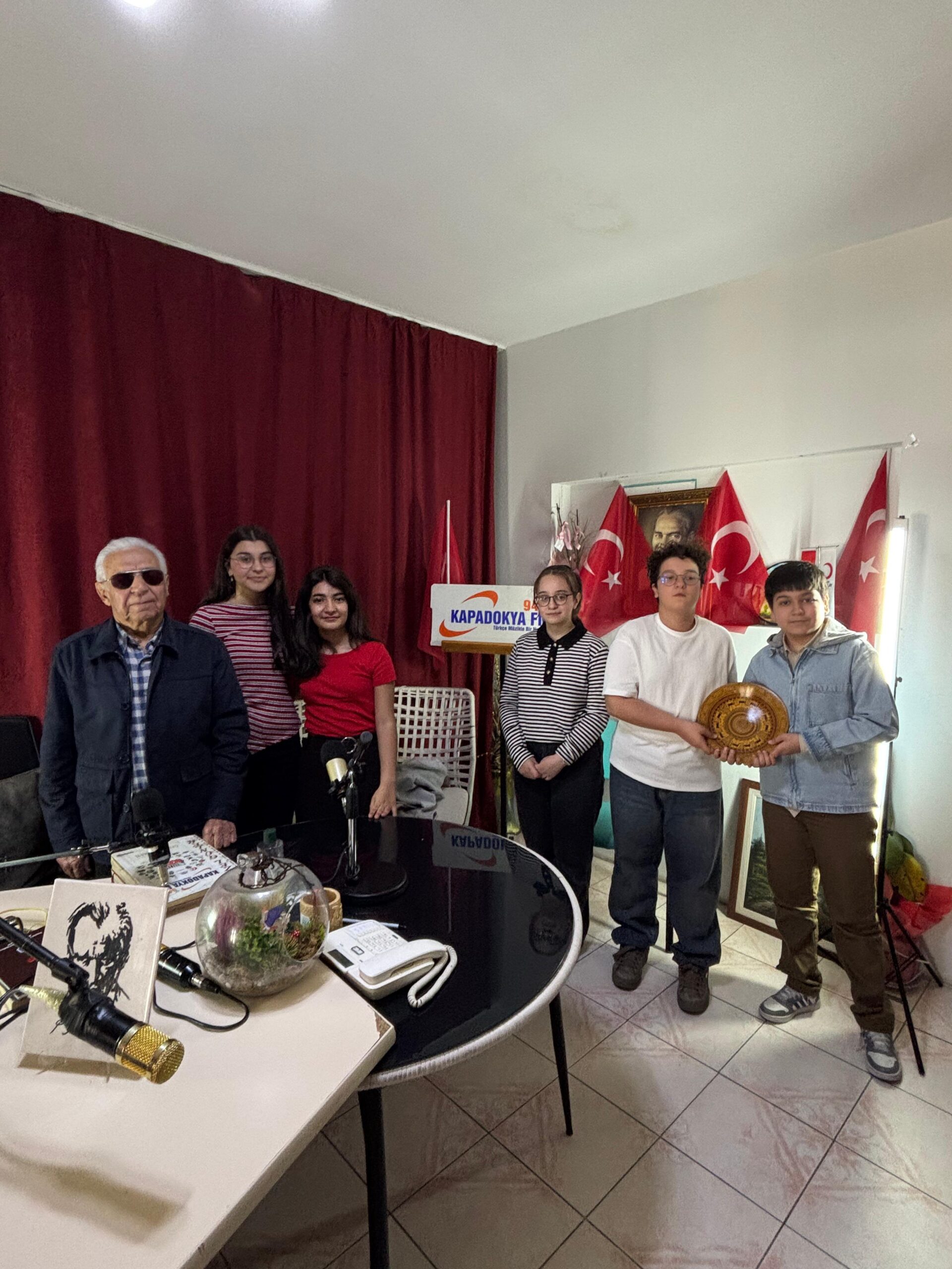 23 Nisan Coşkusu Radyoda: Öğrencilerimiz ve Öğretmenlerimizle Anlamlı Kutlama 🎉