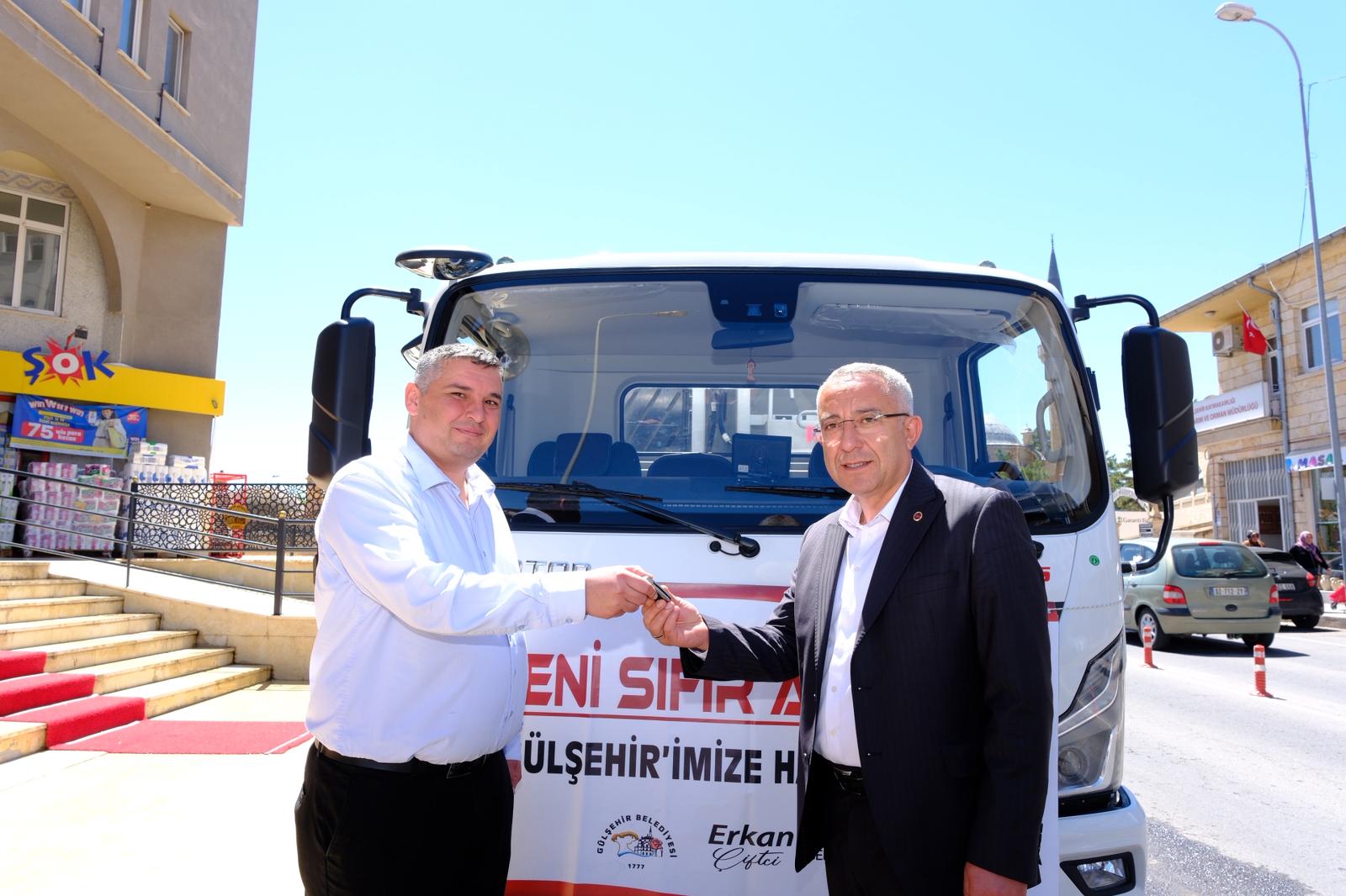 Gülşehir Belediyesi Araç Filosuna Yeni Çöp Aracı Desteği: Hizmet Gücü Artıyor 🚛✨