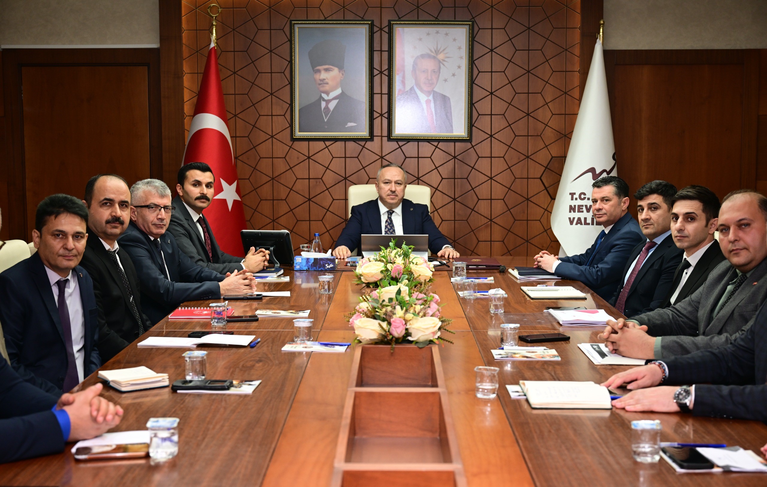 Ali Fidan başkanlığında gerçekleştirilen değerlendirme toplantısına; Vali Yardımcısı Mücahit Öztürk, İl Tarım ve Orman Müdürü Özgür Memiş, ilçe tarım ve orman müdürleri ile şube müdürleri katıldı.