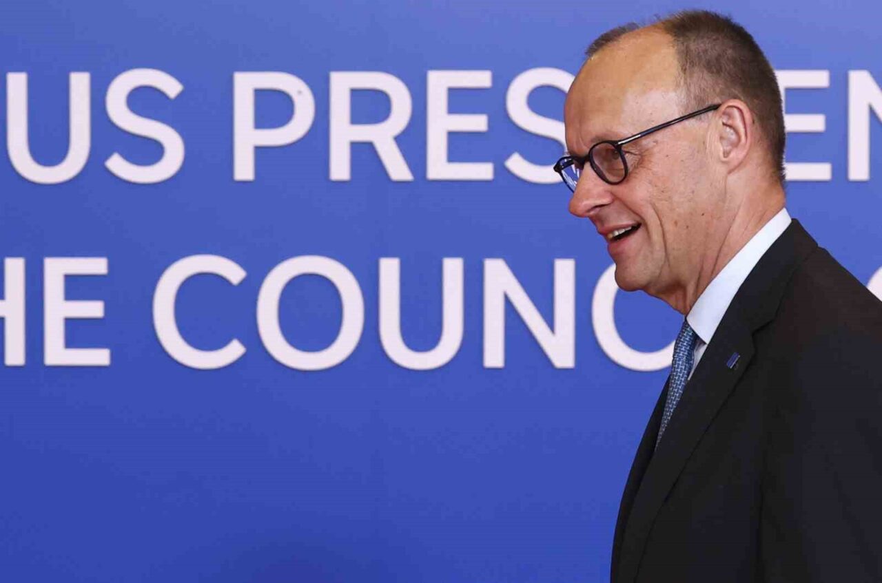 Merz: “İran yaptırımlarını kademeli olarak hafifletmeye hazırız”