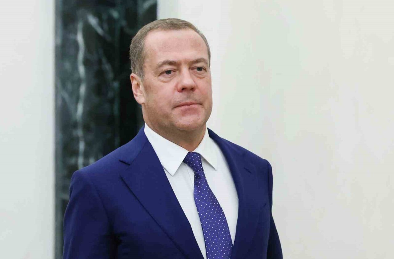 Rusya Güvenlik Konseyi Başkan Yardımcısı Medvedev: “Nükleer kıyamet gerçekten mümkün”