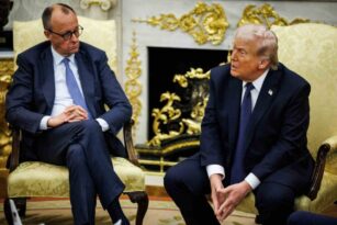 Trump: “Almanya Başbakanı, zamanını bozuk ülkesini düzeltmeye harcamalı”