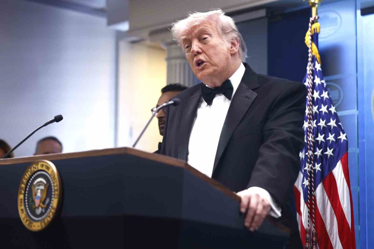 Trump: “İranlılar görüşmek isterse bizi arayabilirler”