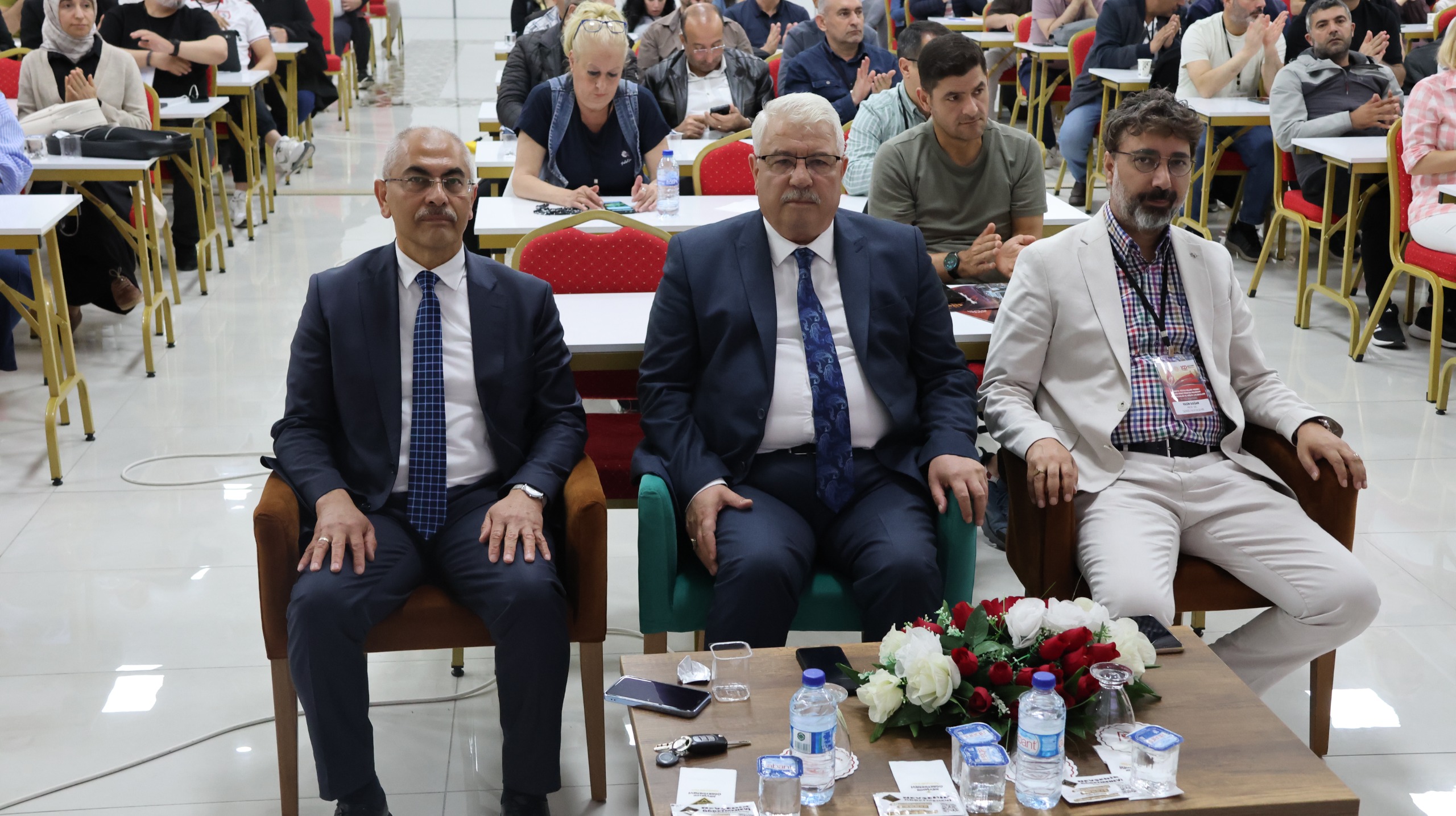 Türkiye Yüzyılı Maarif Modeli Tarih Dersi Öğretim Programı Okuryazarlığı ve Atölye Çalışmaları Eğitici Eğitim Kursu Düzenlendi