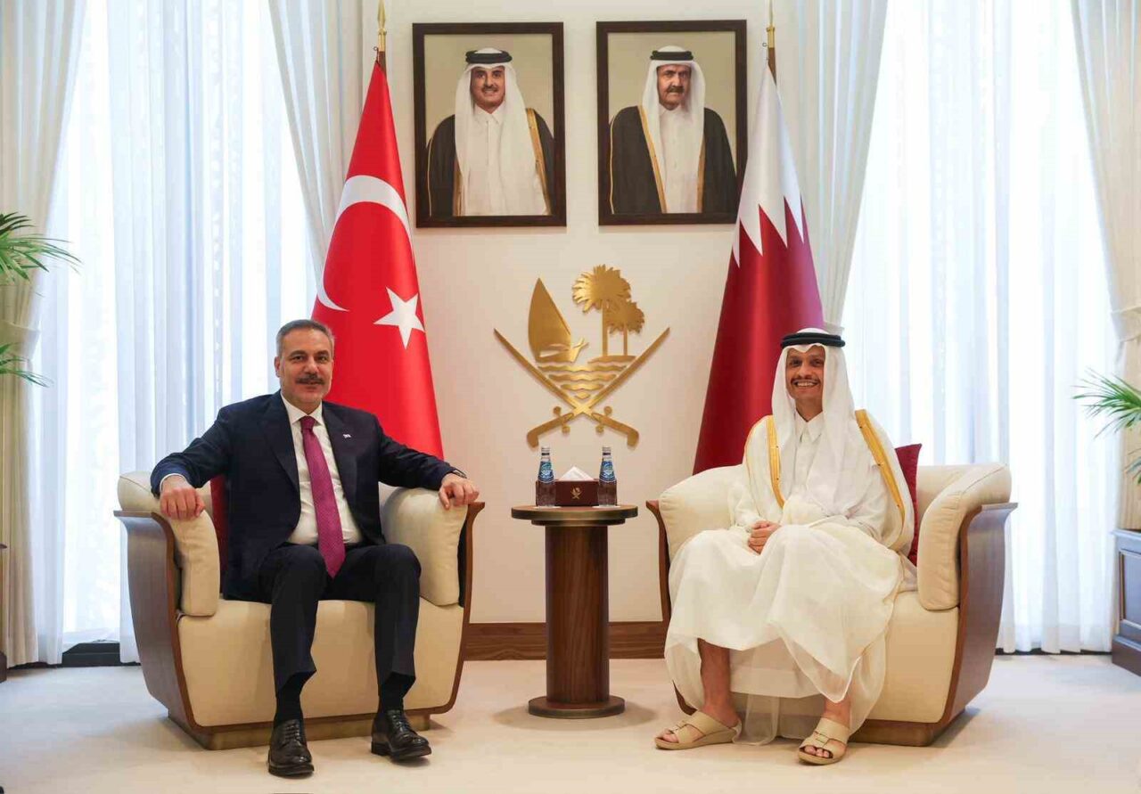 Bakan Fidan, Katarlı mevkidaşı Al Thani ile görüştü