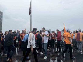 Galatasaray’ın şampiyonluğu New York’ta coşkuyla kutlandı