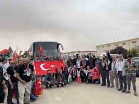 Gazze’ye umut konvoyu: 40 farklı ülkeden 400 aktivist Trablus’tan hareket etti