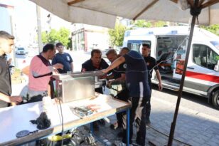 Nevşehir’de parmağı kıyma makinesine sıkışan esnafı itfaiye kurtardı