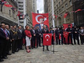 New York’ta mehter gösterisine büyük ilgi