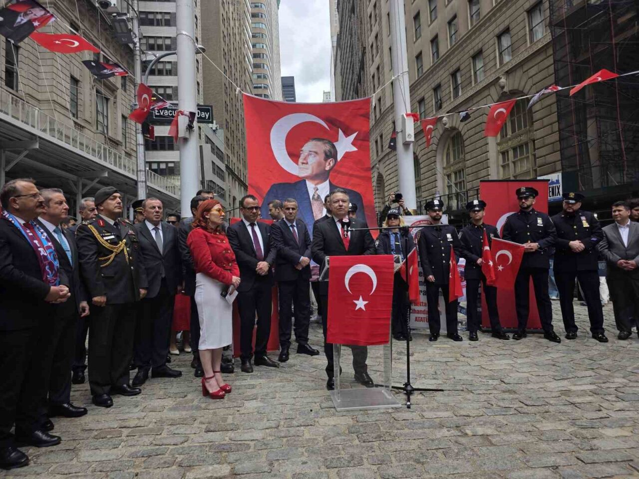 New York’ta mehter gösterisine büyük ilgi