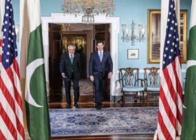 Pakistan Dışişleri Bakanı Dar, ABD’li mevkidaşı Rubio ile bir araya geldi