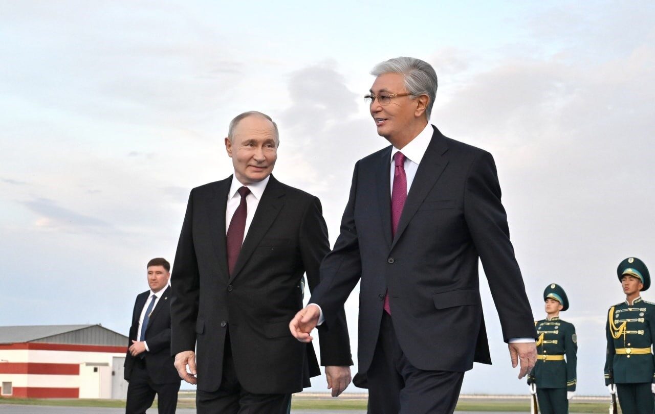 Putin resmi ziyaret için Kazakistan’da