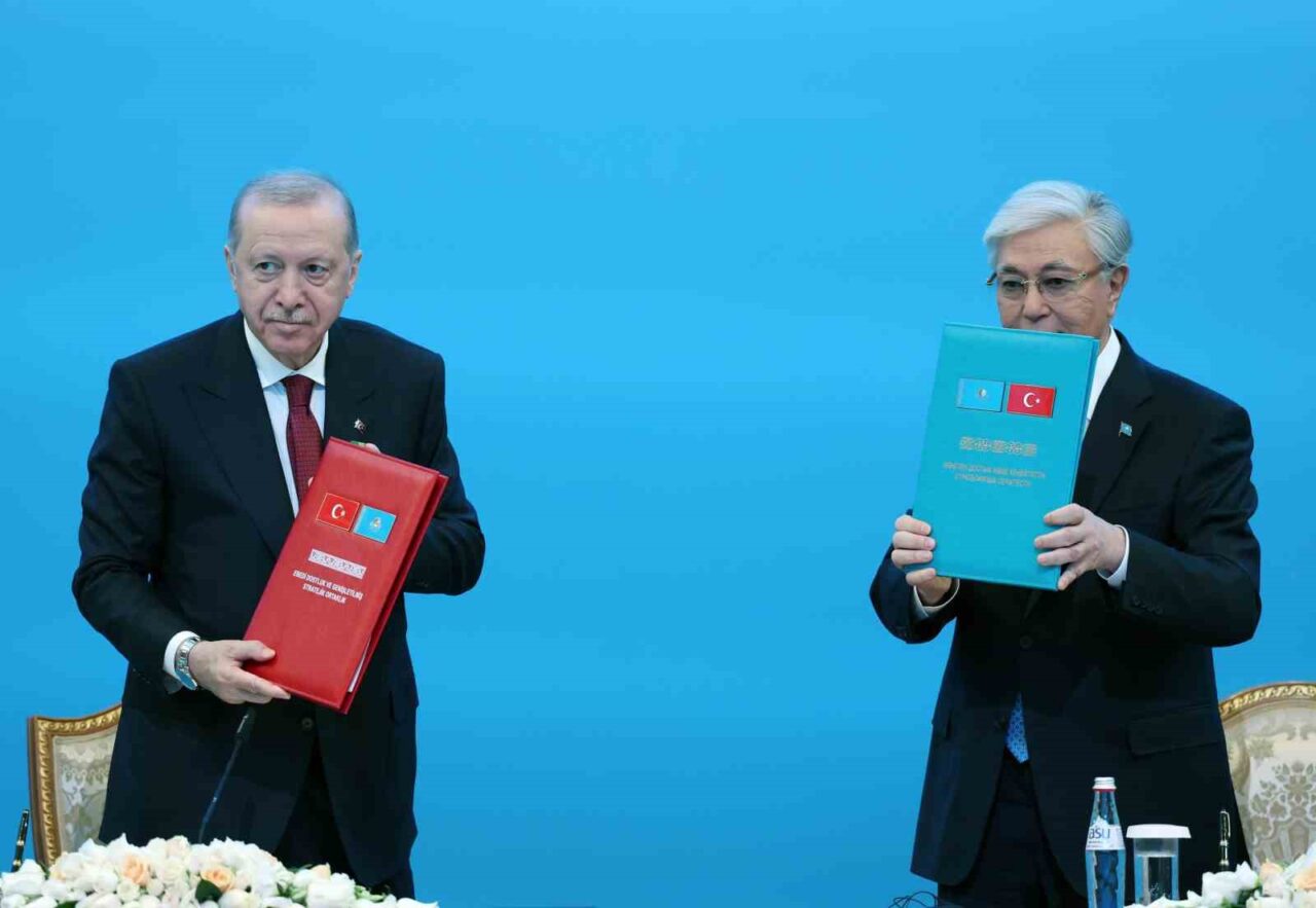 Türkiye ile Kazakistan arasında 13 anlaşma imzalandı