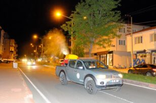 Gülşehir Belediyesi, yaz aylarında artış gösteren sivrisinek ve diğer haşerelere karşı mücadele çalışmalarını aralıksız sürdürüyor.
