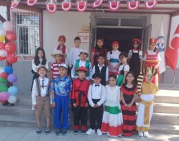 RAUF NAİL AKMAN İLKOKULU’NDA ÇOCUK ŞENLİĞİ