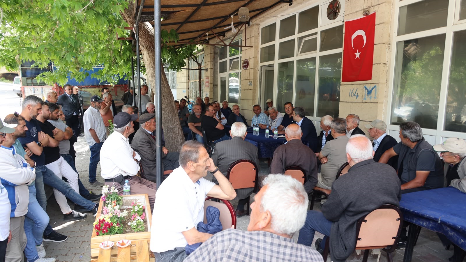Kapadokya Alan Başkanı Aslanbay, Ayvalı’da vatandaşla buluştu