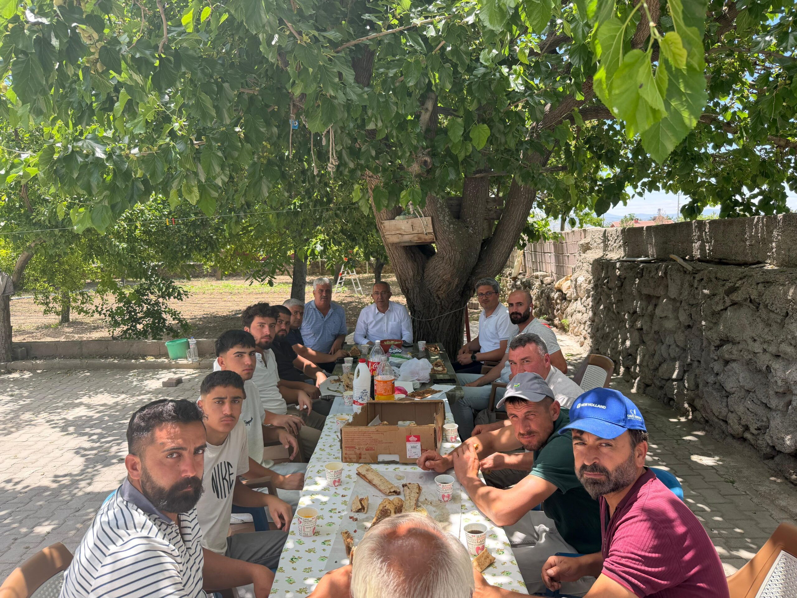 Başkan Erkan Çiftci, Yeniyaylacık Mahallesi’nde Devam Eden Çalışmaları Yerinde İnceledi