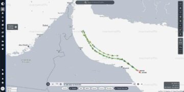 Hürmüz Boğazı yakınlarındaki Suudi Arabistan bandıralı 3 süper tanker, yeniden takip sinyali vermeye başladı