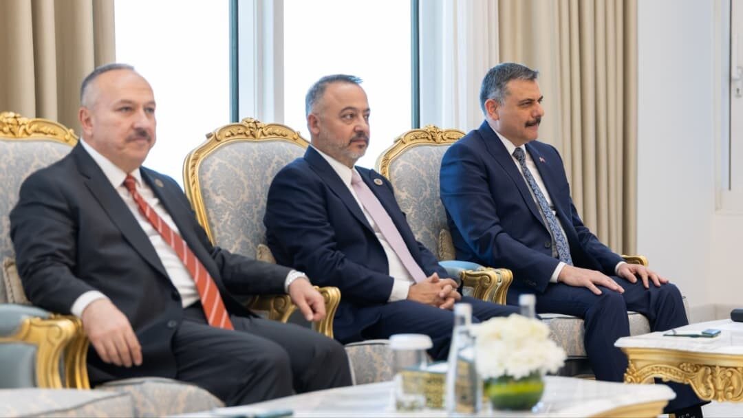 İçişleri Bakanı Çiftçi, Suriye Devlet Başkanı eş-Şara ile bir araya geldi