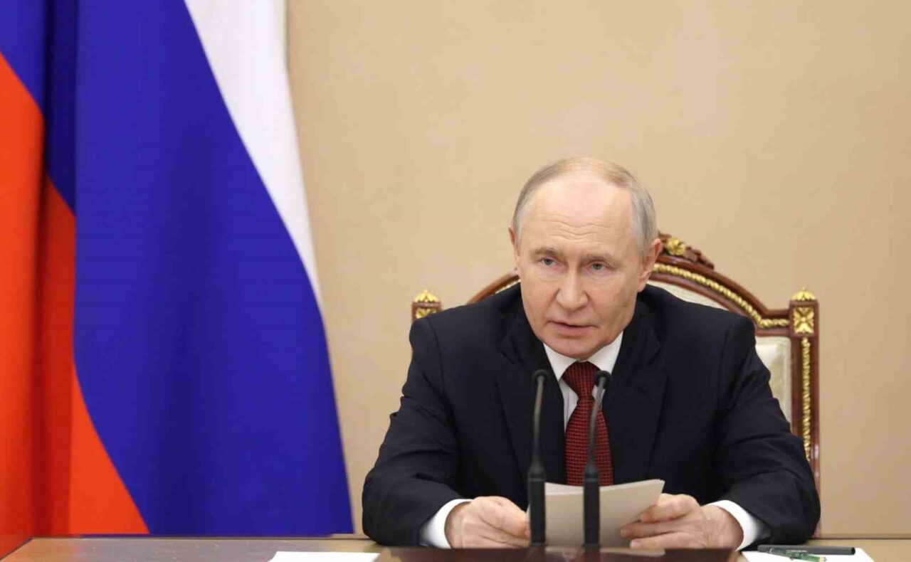 Putin: “Dizel ihracatını tamamen yasaklamayı değerlendiriyoruz”