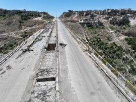 Suriye’nin kuzeyi ile güneyini bağlayan Rastan Köprüsü hizmete açıldı
