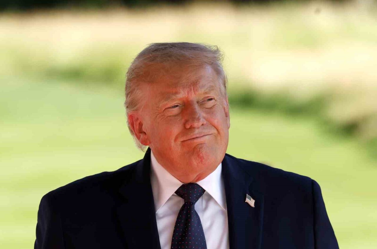 Trump: “İngiltere Başbakanı Starmer istifa edecek”