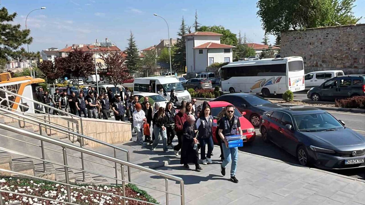 Yasa dışı bahis operasyonunda 34 şüpheli adliyeye sevk edildi