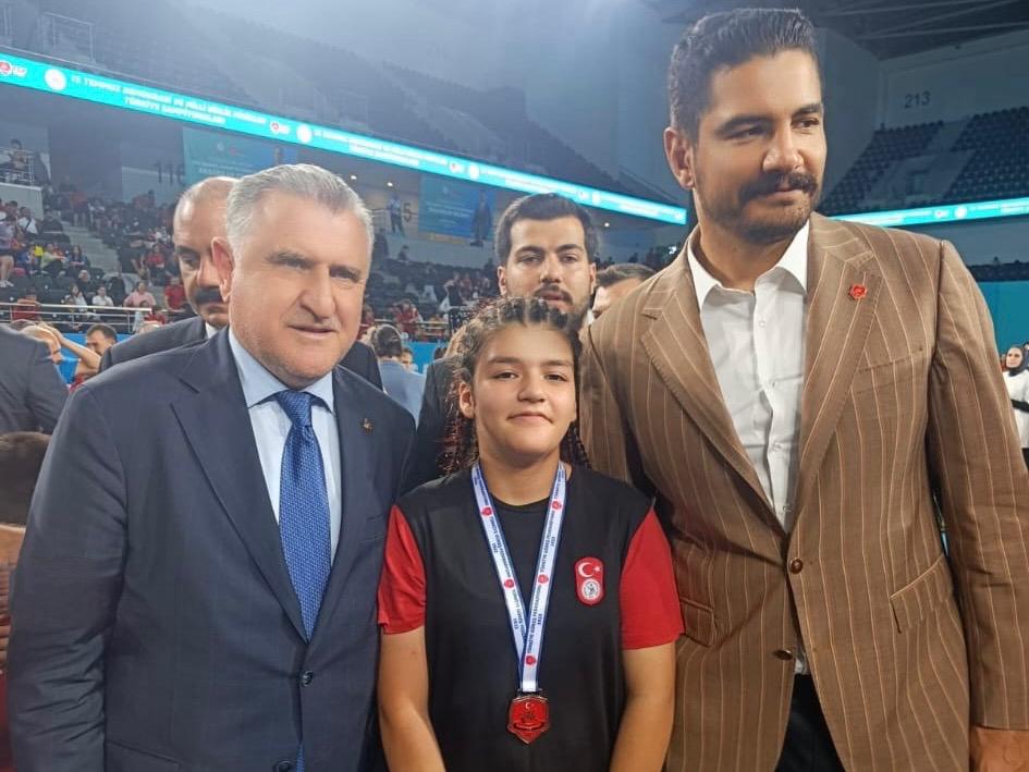 Nevşehirli Öğrenciler Güreşte Türkiye Dereceleriyle Gururlandırdı