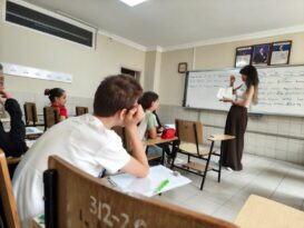 ülkü Ocakları ve Halk Eğitim Merkezi’nden öğrencilere hızlı okuma desteği