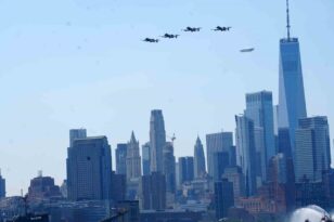 ABD’nin bağımsızlığının 250. yılı New York’ta hava ve deniz törenleriyle kutlandı