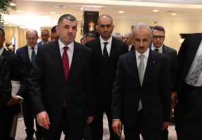 Bakan Uraloğlu, Iraklı mevkidaşı El-Haseni ile görüştü