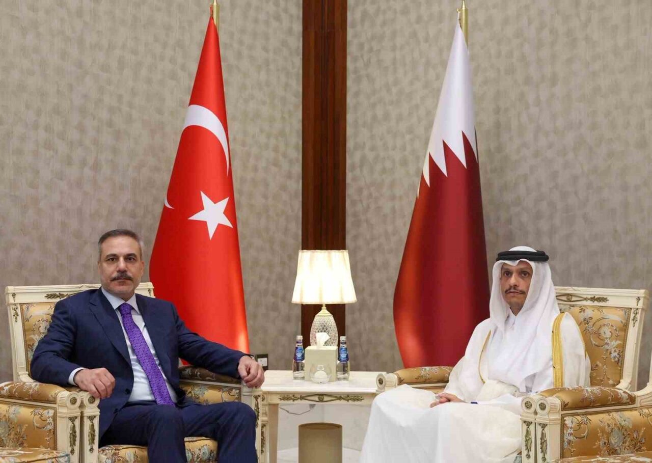 Dışişleri Bakanı Fidan, Katarlı mevkidaşı Al Thani ile görüştü
