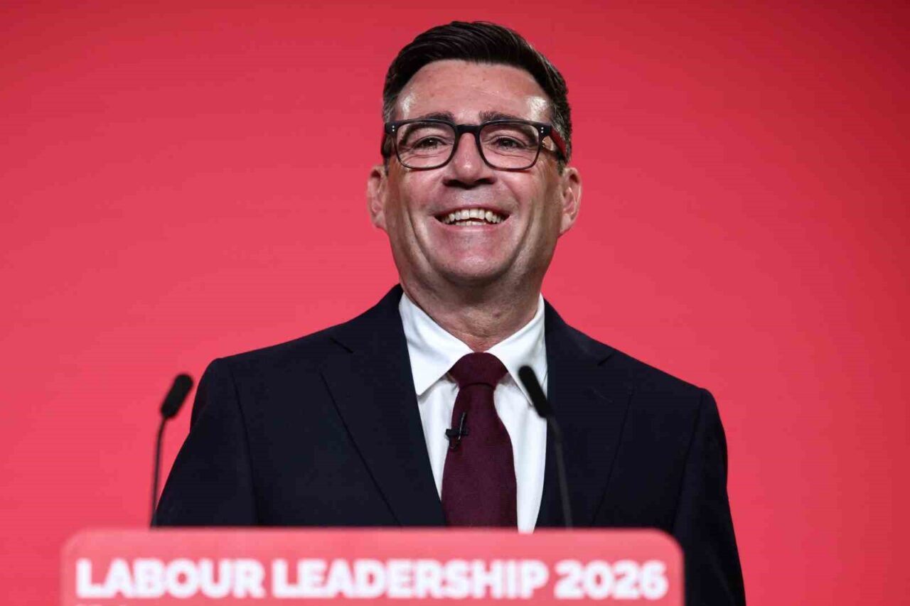 İngiltere’de iktidardaki İşçi Partisi’nin yeni lideri Andy Burnham oldu