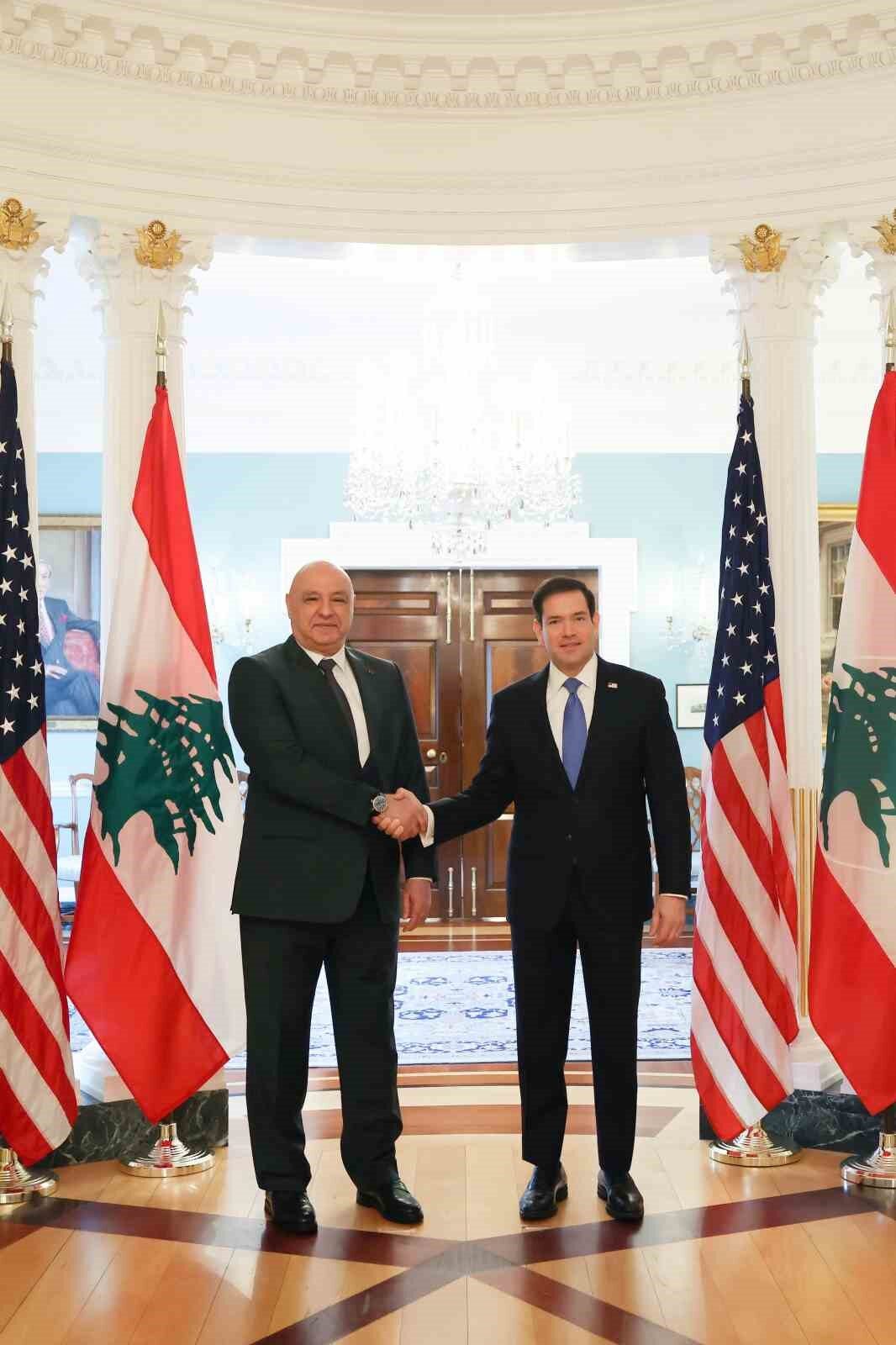 Lübnan Cumhurbaşkanı Aoun, ABD Dışişleri Bakanı Rubio ile bir araya geldi