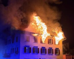 İsviçre’de restoranda yangın: 8 yaralı, 5 kayıp