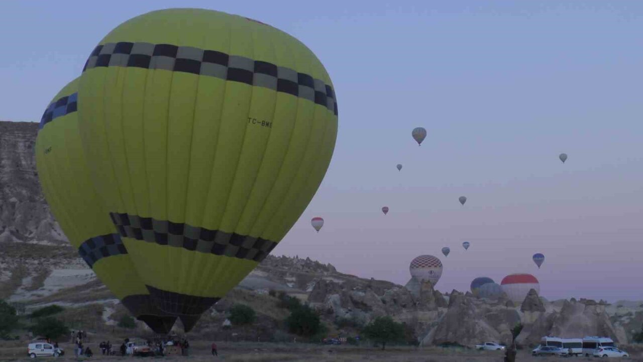 Kapadokya’da balonlar 3 gündür gökyüzüne yükselemiyor