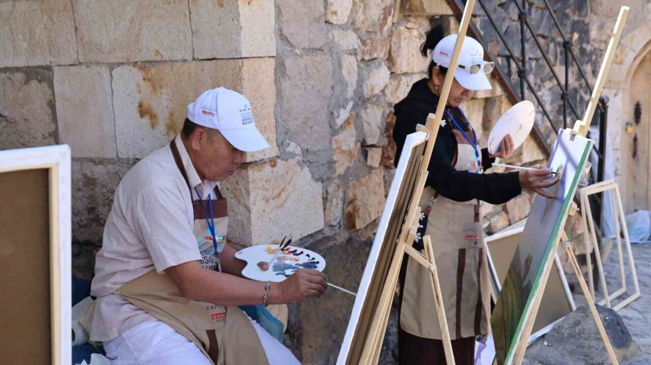 Kapadokya’yı fırçalarıyla tuvale taşıdılar