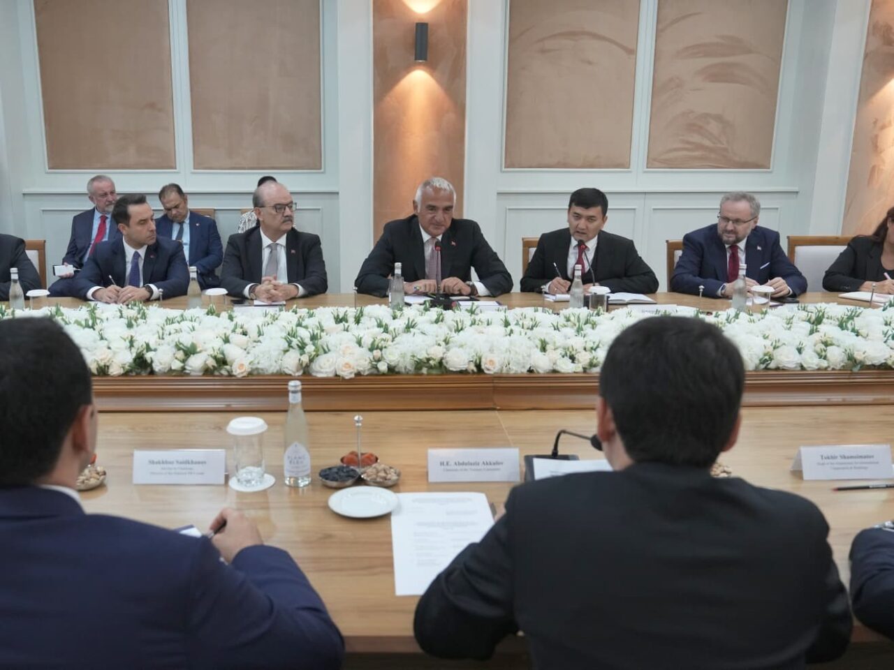Bakan Ersoy: “25 eserin Özbekistan’da çevirimi ve yayımı için destek verdik”
