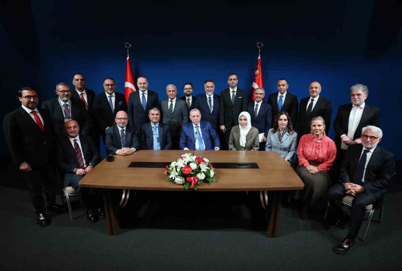 Cumhurbaşkanı Erdoğan, New York’ta gazetecilerle bir araya geldi