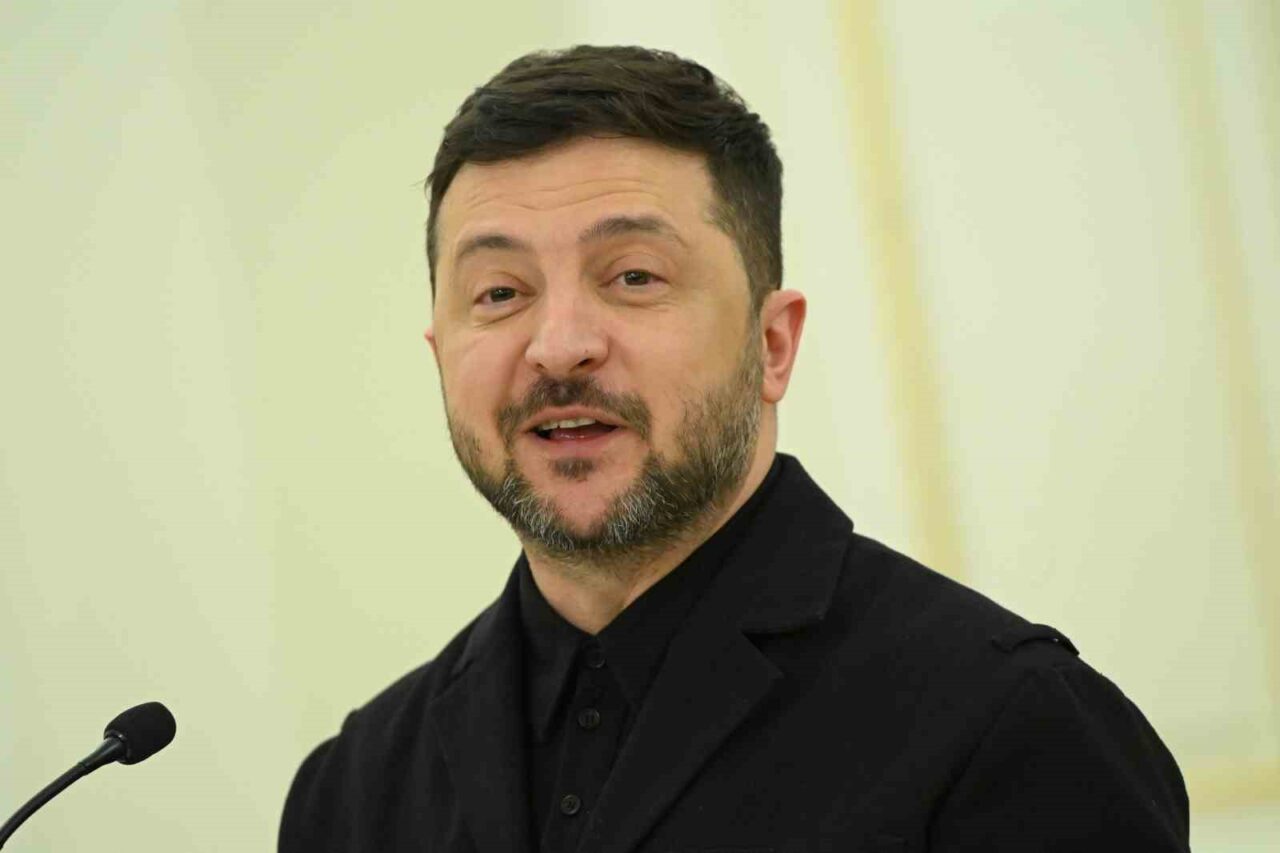 Ekranlardan cepheye: Ukrayna Devlet Başkanı Zelenskiy’nin çalkantılı siyasi serüveni
