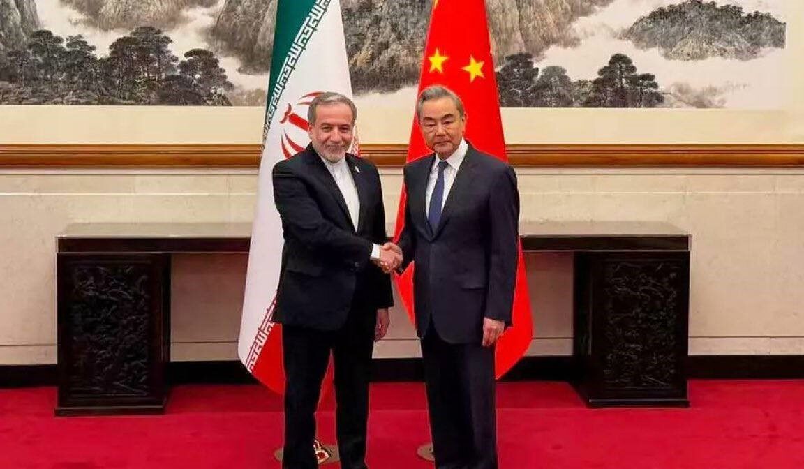 İran Dışişleri Bakanı Arakçi, Çinli mevkidaşı Wang Yi ile görüştü