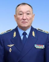 Kazakistan Cumhurbaşkanı Tokayev, Savunma Bakanı Kosanov’u görevden aldı