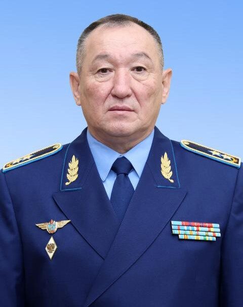 Kazakistan Cumhurbaşkanı Tokayev, Savunma Bakanı Kosanov’u görevden aldı