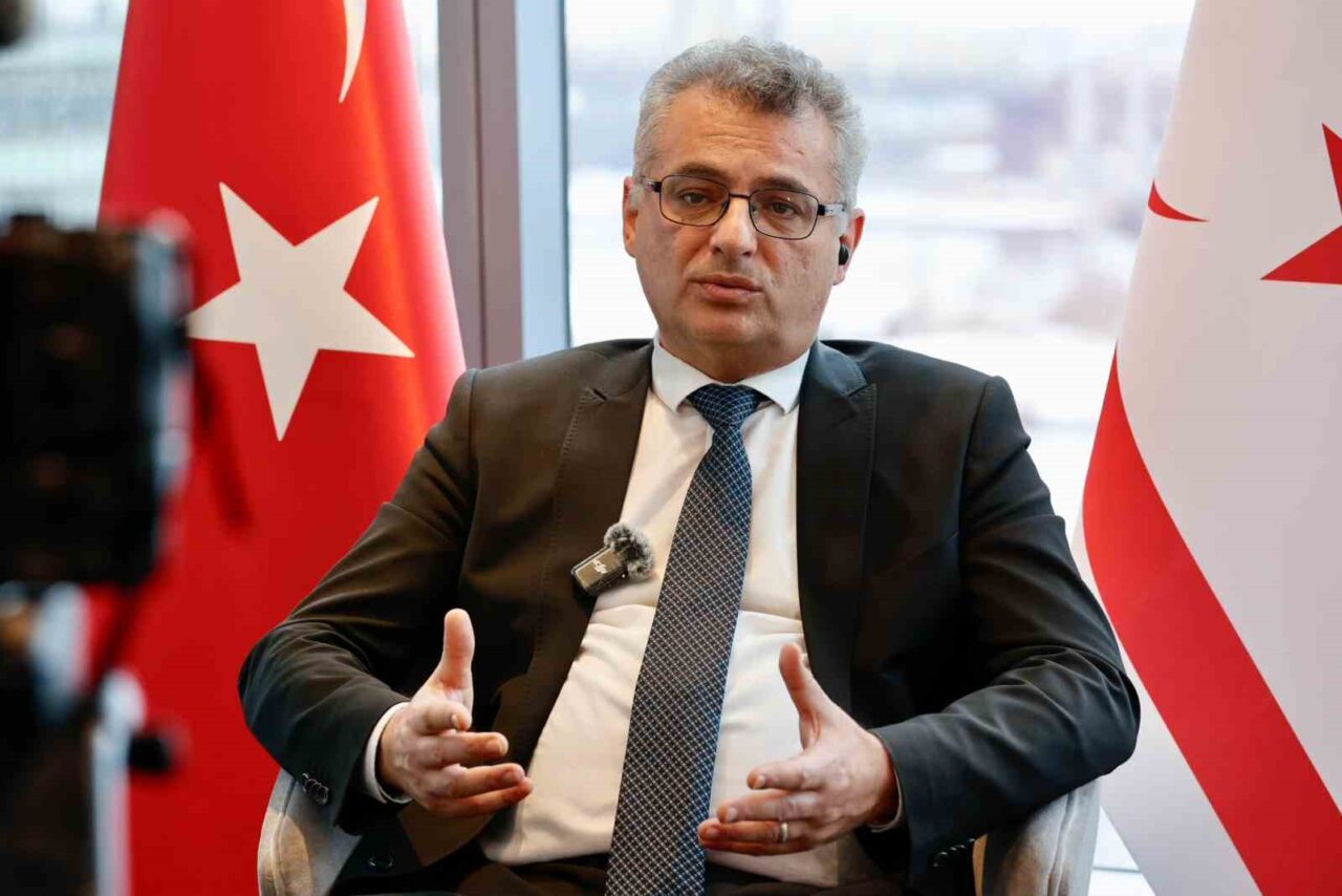 KKTC Cumhurbaşkanı Erhürman: “Rum tarafı görüşmelerimizi engellemek için BM’ye yazılı girişimde bulundu”