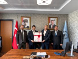 NEVŞEHİR KAPADOKYA HAVALİMANINA “BEBEK DOSTU DESTEKLEYİCİ KURULUŞ” UNVANI VERİLDİ