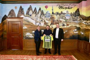 FENERBAHÇE HEYETİNDEN NEVŞEHİR BELEDİYESİNE ANLAMLI ZİYARET