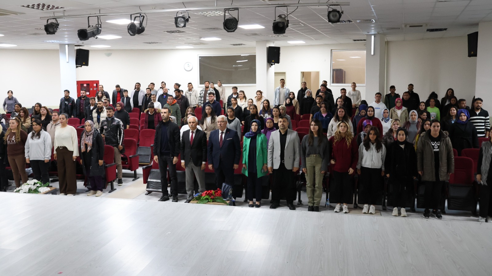 Okul Bahçe Görevlilerine Yönelik Bilgilendirme Toplantısı Yapıldı