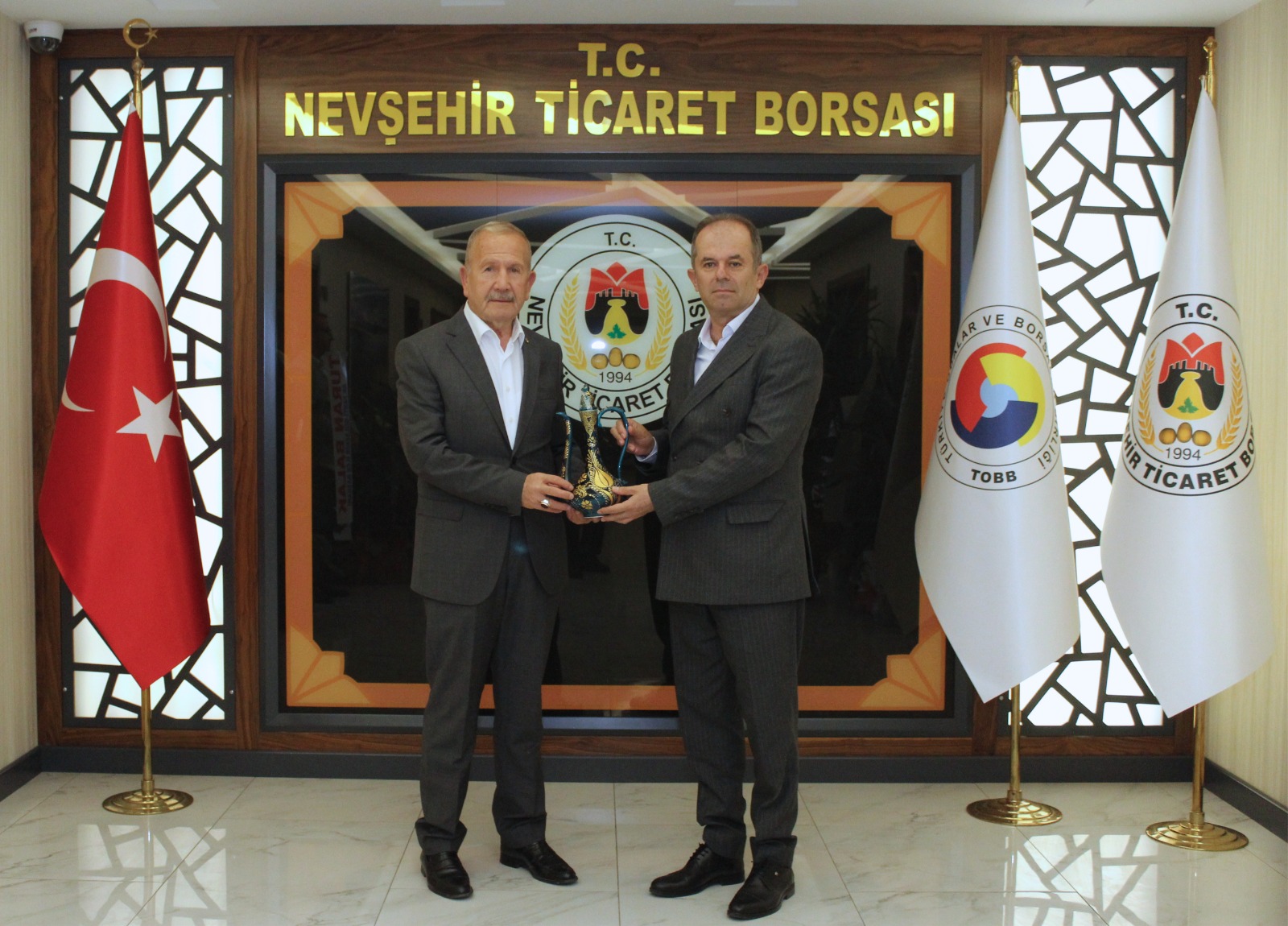 21 EKIM 2026 UÇHİSAR BELEDİYE BAŞKANI ÇAMCI’DAN NTB BAŞKANI SALAŞ’A HAYIRLI OLSUN ZİYARETİ