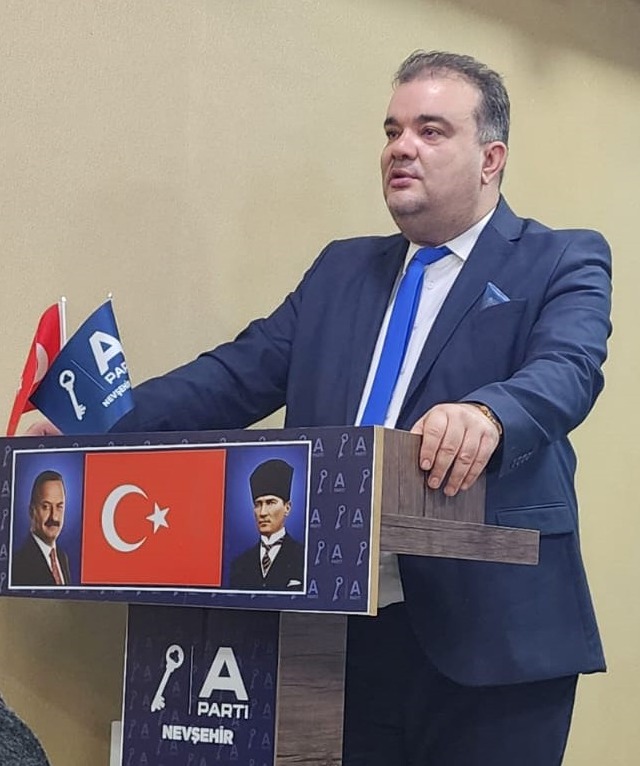 NEVŞEHİR’İN SAĞLIKTA KAYSERİ’YE BAĞIMLILIĞI AZALTILMALI: İLİMİZE ŞEHİR HASTANESİ VEYA TIP FAKÜLTESİ HASTANESİ KAZANDIRILMALIDIR!