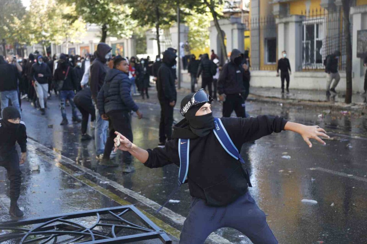 Arnavutluk Başbakanı Rama: “Başbakanlığı hedef alan patlayıcı yüklü dron etkisiz hale getirildi”